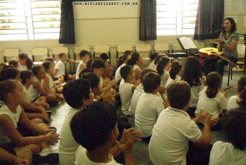 (SESI M&uacute;sica &ndash; Arte-Educa&ccedil;&atilde;o 2012. Centro Educacional SESI n&ordm; 237 &ndash; Guararapes- 19/10/12). OFICINA &ldquo;MUSICALIZA&Ccedil;&Atilde;O INFANTIL - Quem n&atilde;o viu&rdquo; - Mirian&ecirc;s Zabot. Alunos de 7, 8 e 9 anos - 64 alunos. Produ&ccedil;&atilde;o: Din&acirc;mica Eventos e Produ&ccedil;&otilde;es.