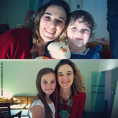  Mirian&ecirc;s Zabot com as alunas Chlo&eacute; Jombart (3 anos) e Thea Jombart (5 anos).<br>
(Aula particular de Musicaliza&ccedil;&atilde;o Infantil. S&atilde;o Paulo - Maio/2015). 