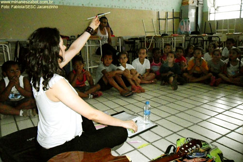 (FEJACAN nas Escolas - SESC Jacarezinho/PR. Escola Maria Tereza Andrade Quevedo &ndash; Rede Municipal - Nov/2011). OFICINA &ldquo;MUSICALIZA&Ccedil;&Atilde;O INFANTIL - Quem n&atilde;o viu&rdquo; - Mirian&ecirc;s Zabot. Alunos da Pr&eacute; e primeira s&eacute;rie II. 
