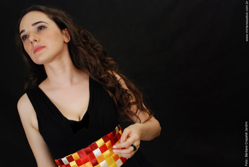 Ensaio CD Mosaico Foto-Prosaico. Foto: B&aacute;rbara Crepaldi Jardim (www.barbaracrepaldi.com). Maquiagem: Ane Caroline Benites. Figurino: Deise Cristina Meneguzzi (setembro de 2008)