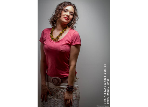 Ensaio fotogr&aacute;fico Mirian&ecirc;s Zabot. Foto: Manoel Neves. Hair Stylists e Maquiagem: Mauro de Oliveira. (outubro de 2012)
