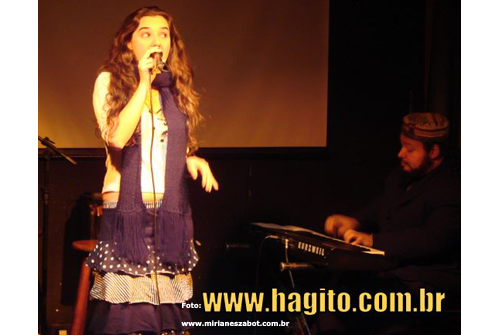 Show Mosaico Foto-Prosaico - Mirian&ecirc;s Zabot. Participa&ccedil;&otilde;es Especial: Galldino. Foto: www.hagito.com.br (Villaggio Caf&eacute; - S&atilde;o Paulo 12/08/2009)