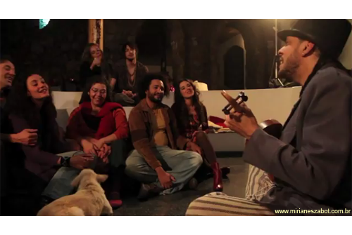 Part. Mirian&ecirc;s Zabot no Clip da m&uacute;sica Vejam, do CD de Galldino - Tw&iacute;tticas (http://www.youtube.com/watch?v=Olyd_p_3mA0), na foto Galldino, Mirian&ecirc;s Zabot, Charles Brait, Rodrigo Del Arc, Renata Drummond, Stefanie Vidal, Gil Filipe. Participa&ccedil;&otilde;es especiais: Aretha Marcos, Mirian&ecirc;s Zabot e Rodrigo Del Arc. Imagens: Vinicius Campos. Roteiro e dire&ccedil;&atilde;o: Galldino. Codire&ccedil;&atilde;o: Nikk Gutierrez. Ilumina&ccedil;&atilde;o: Gil Filipe. (Embu das Artes 02/06/2011)