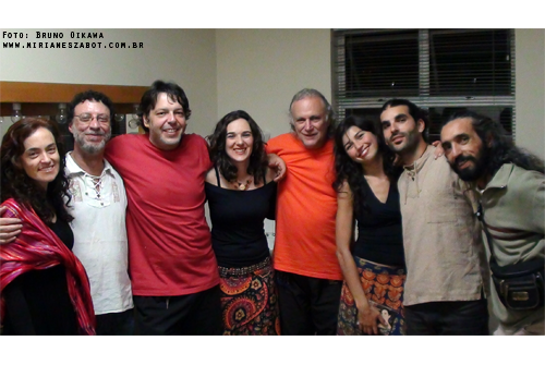 (Sorocaba 26/05/2012 - Teatro do SESI - Circuito Musical SESI 2012) Grupo TARANC&Oacute;N (Show Cores da Am&eacute;rica - de Violeta a La Negra). Participa&ccedil;&atilde;o de Mirian&ecirc;s Zabot. Grupo Taranc&oacute;n: Emilio de Angeles, Lucia Helena Nobre Souza, Natalia Gularte, Ademar Farinha, Moreno Over&aacute;, Jonathan Andreoli e Jorj&atilde;o. Produ&ccedil;&atilde;o: Din&acirc;mica Eventos e Produ&ccedil;&otilde;es. Fotos: Bruno Oikawa.