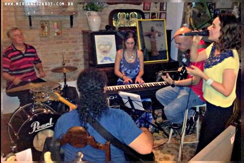 (S&atilde;o Paulo 22/02/2014 - Qualcasa) Part. Mirian&ecirc;s Zabot, no Show de Melanie van Langendonck, Nahame Casseb, Stefano Moliner e Leandro Gomes.