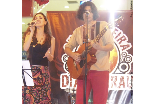 Part. Mirian&ecirc;s Zabot no Show E no C&eacute;u Triscava Raio de Cau&ecirc; Proc&oacute;pio. Foto: Monahyr (Quarta-feira &eacute; dia de Sarau - Santana Shopping - S&atilde;o Paulo 19/08/09)
