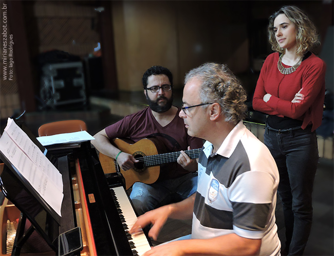 Making Of do CD: Mirian&ecirc;s Zabot canta Gonzaguinha &ndash; Pegou um Sonho e Partiu.<br>
OSWALDO BOSBAH (Viol&atilde;o, Produ&ccedil;&atilde;o Musical, Produ&ccedil;&atilde;o Executiva e Arranjos), MARINHO BOFFA (Piano e Arranjo faixa 7) e MIRIAN&Ecirc;S ZABOT (Voz, Concep&ccedil;&atilde;o, Produ&ccedil;&atilde;o Fonogr&aacute;fica, Dire&ccedil;&atilde;o Geral, Produ&ccedil;&atilde;o Musical e Produ&ccedil;&atilde;o Executiva). <br> Gravado no Est&uacute;dio Salaviva/Espa&ccedil;o Cachuera! (S&atilde;o Paulo-SP, 2015 e 2016)